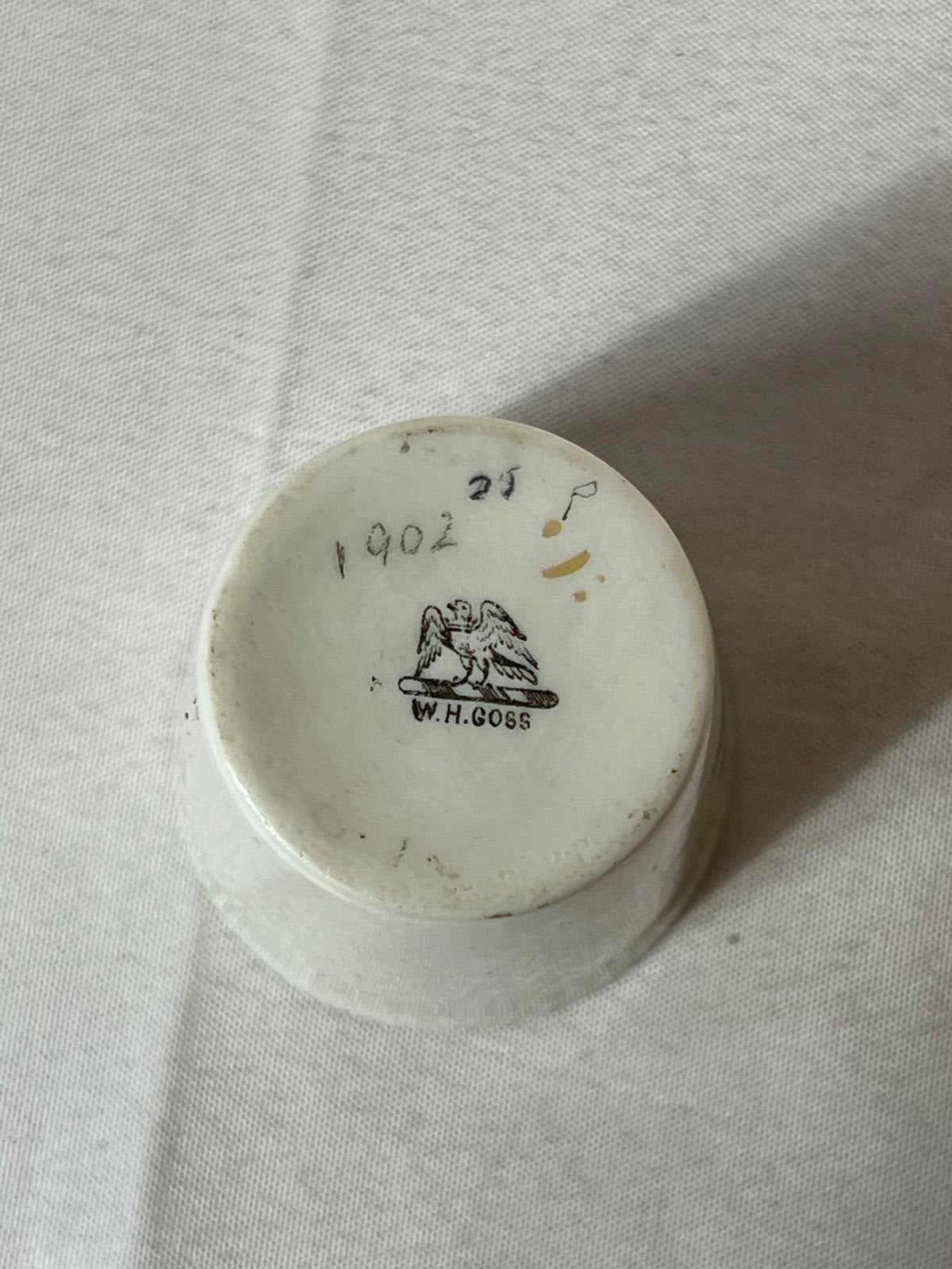 Coat of arms of King Edward Vintage Collectible Goss Vase | 1902