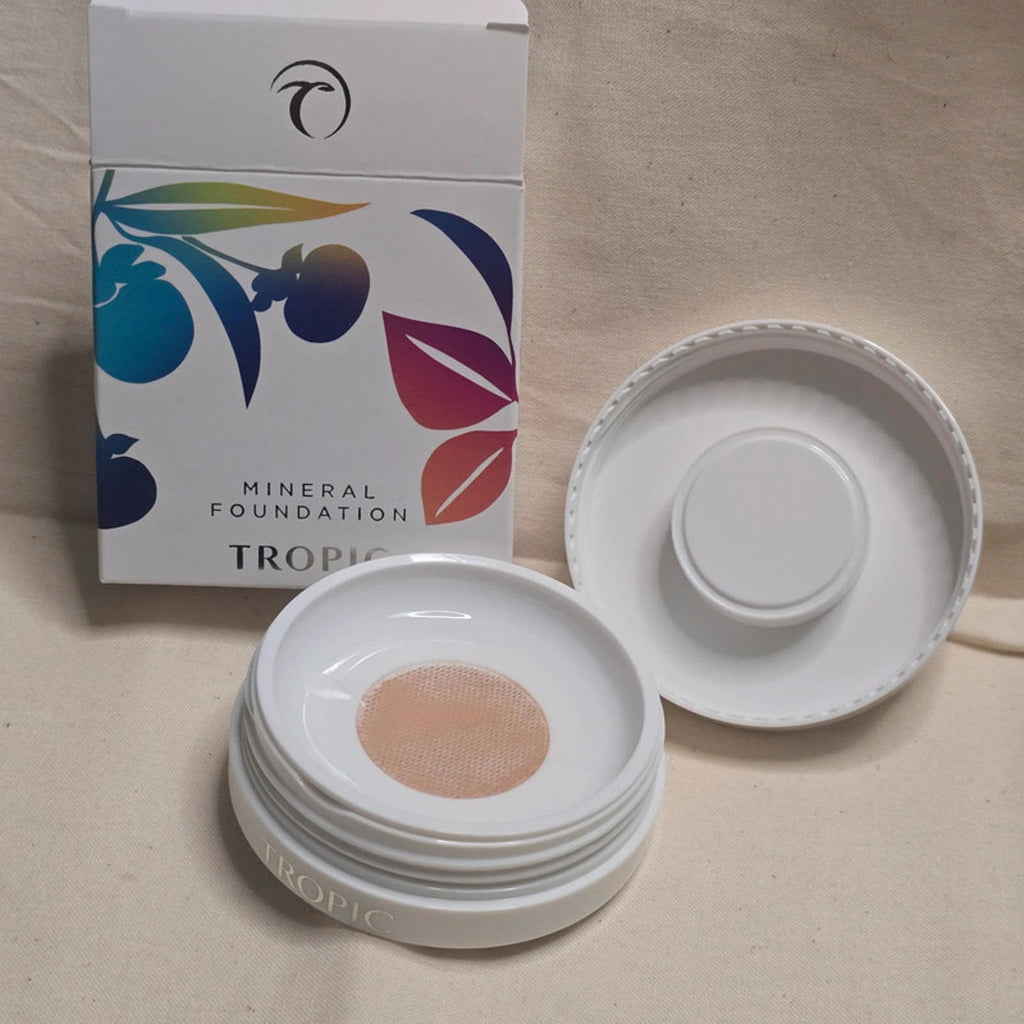 Tropic Mineral Foundation.  Shade 6 brand new