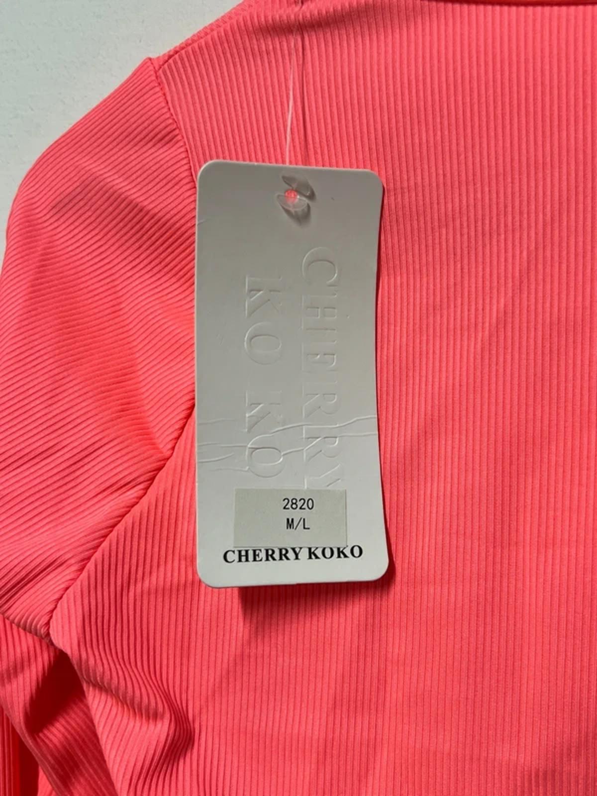 Cherry Koko | M/L | Pink Cropped Long Sleeve Shirt |