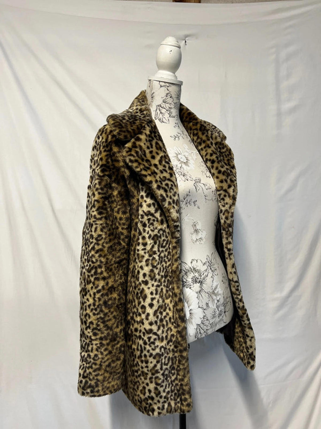 New Look | 14 | Leopard Print Faux Fur | Acrylic/Polyester