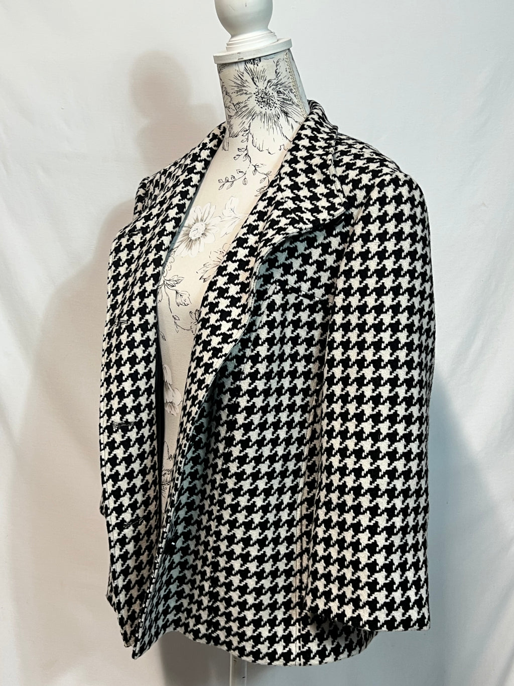 Gerry Weber | Size 8 | Dog Tooth Coat | Good Condition
