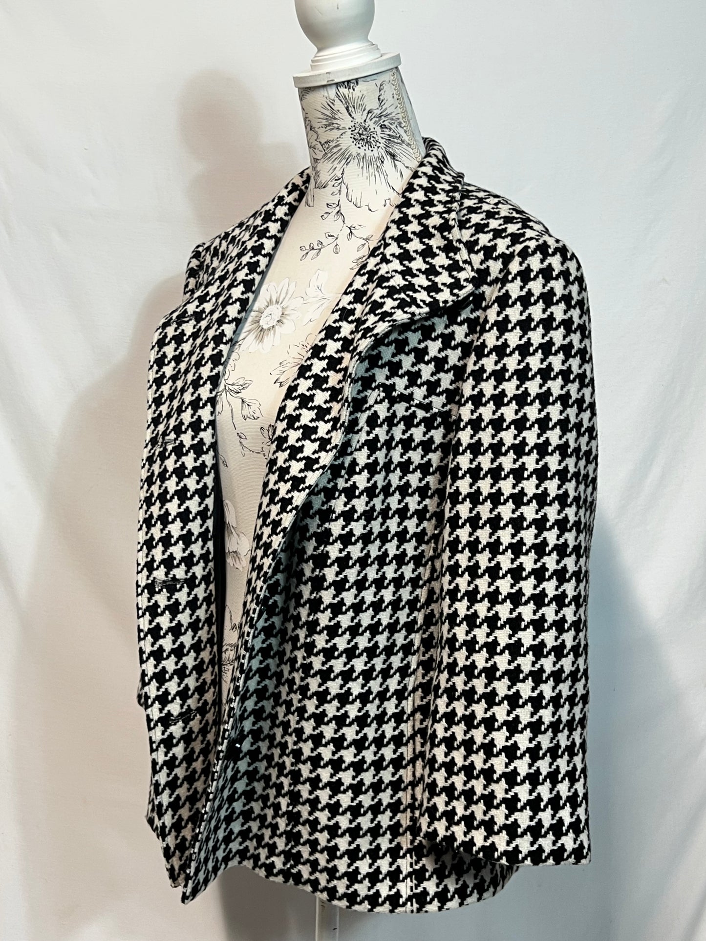 Gerry Weber | Size 8 | Dog Tooth Coat | Good Condition