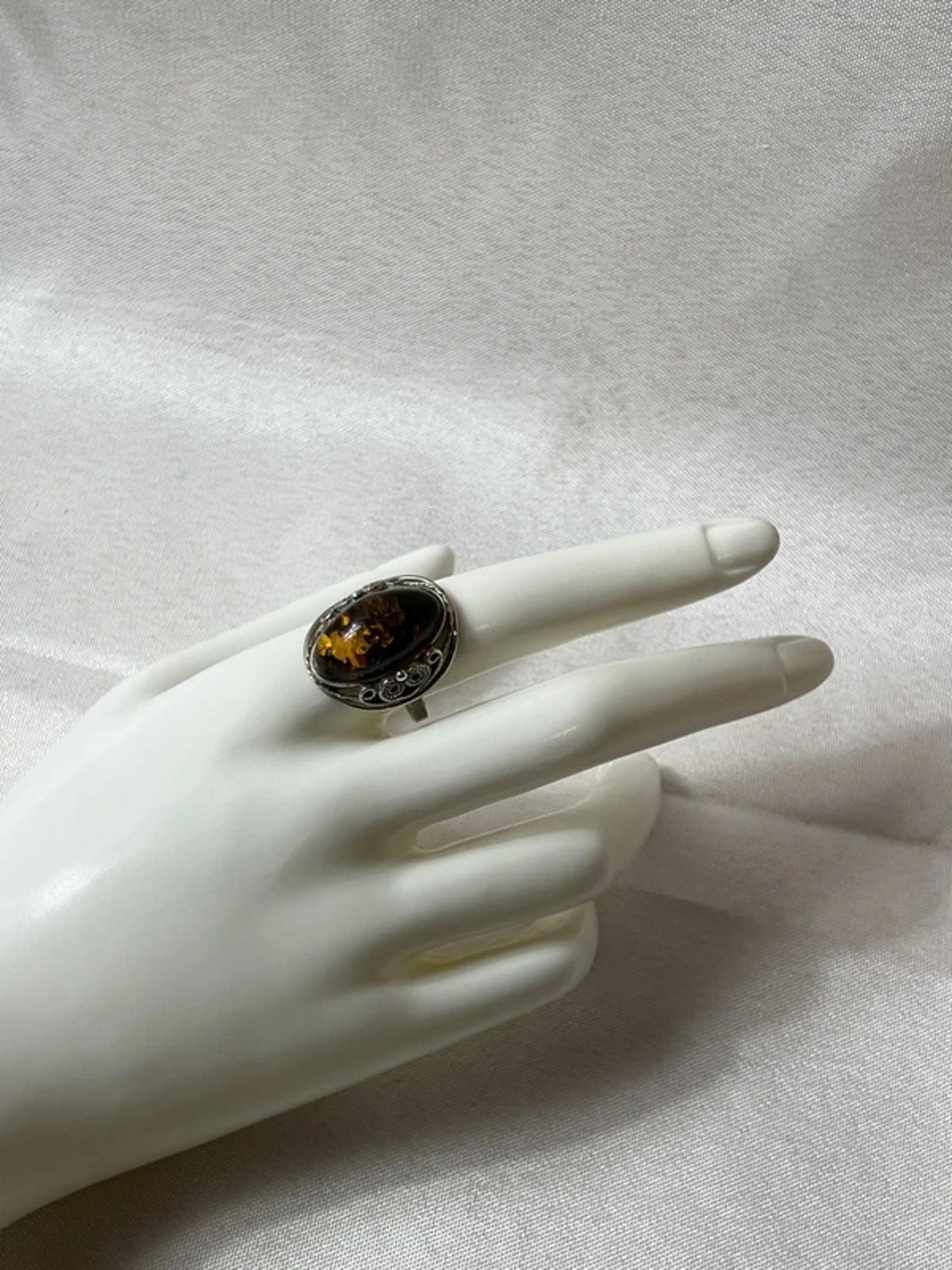 Vintage Amber Ring | Silver Toned