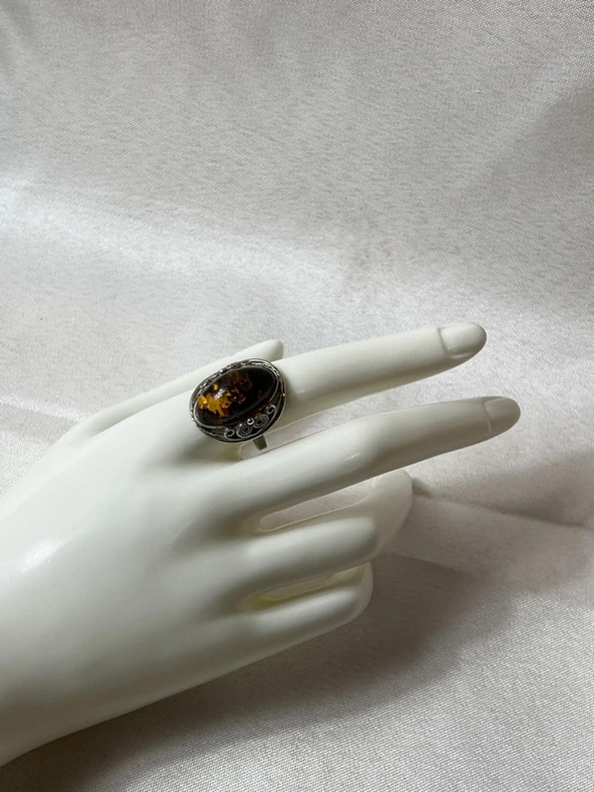 Vintage Amber Ring | Silver Toned