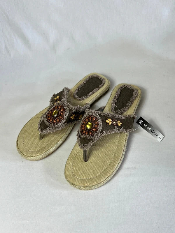 Marqui | Size 7 | Stylish boho flip-flops