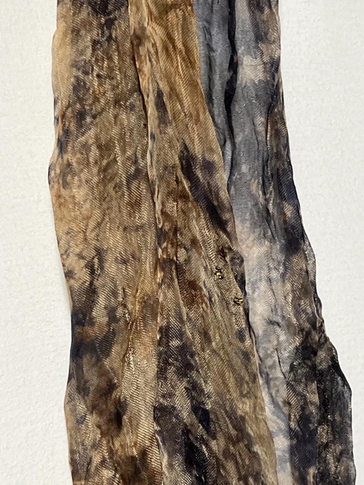 Vintage-Style Ladies Scarf | Brown and Navy