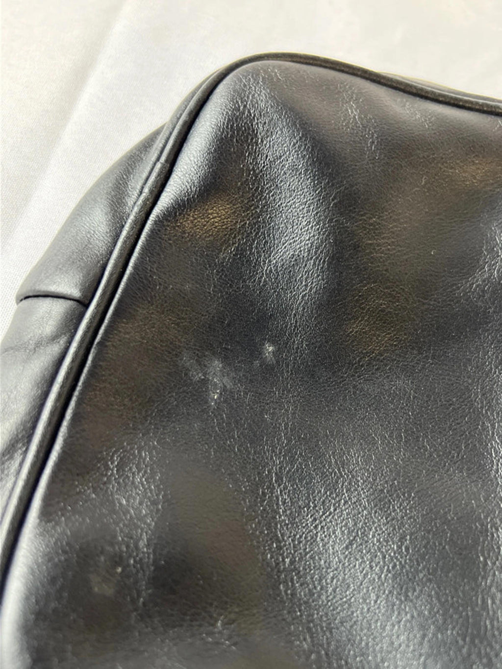 Vintage Enny Shoulderbag | Black Soft Italian Leather Shoulderbag