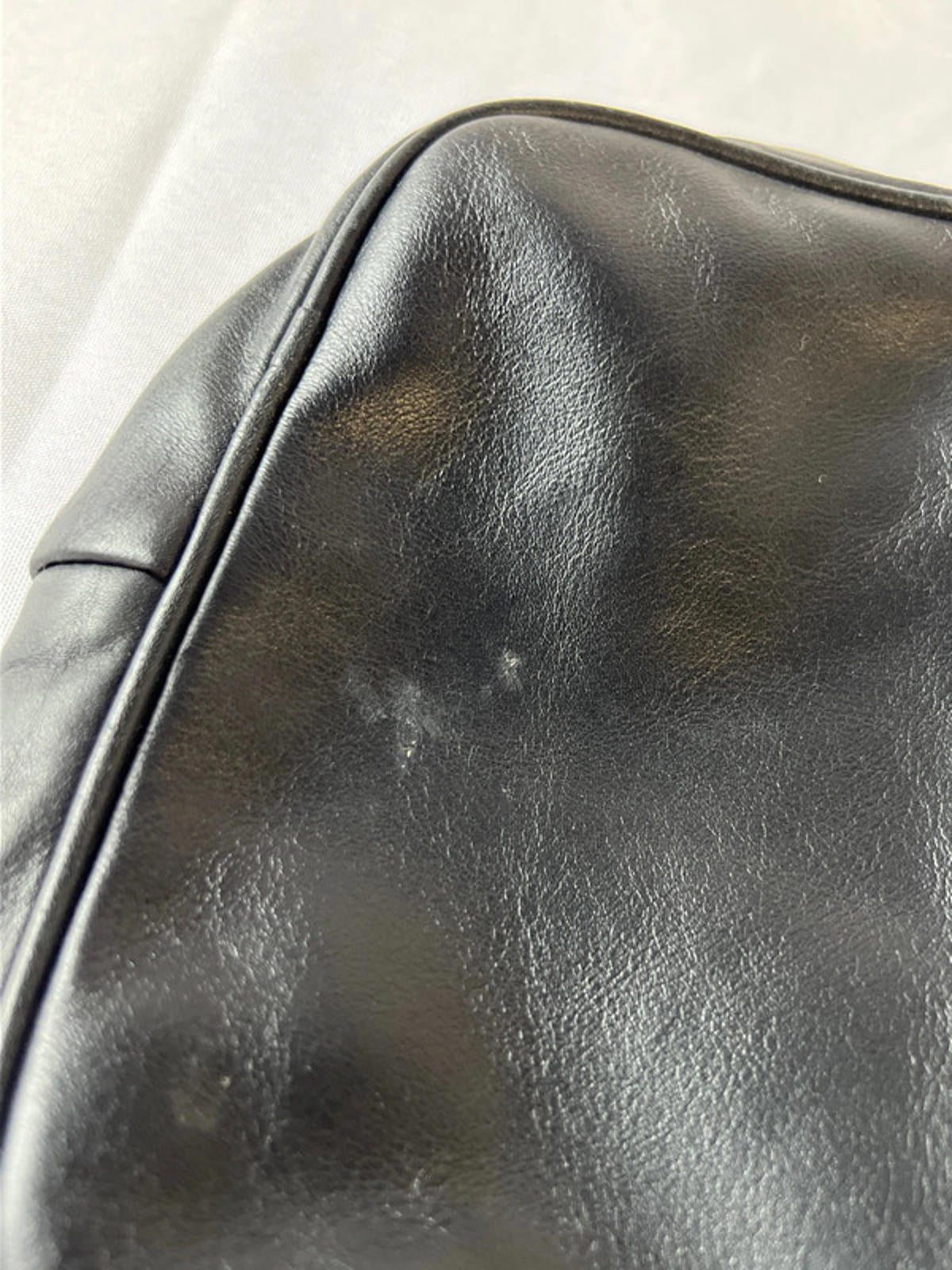 Vintage Enny Shoulderbag | Black Soft Italian Leather Shoulderbag