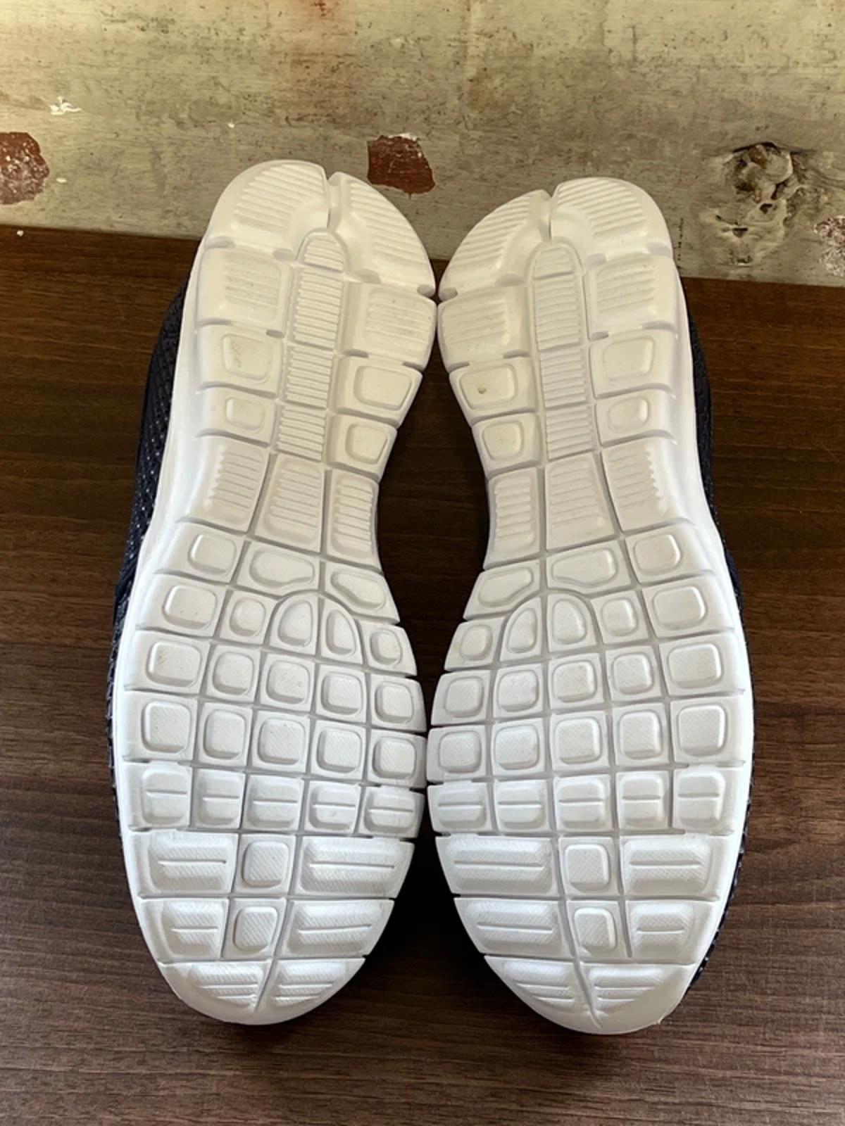 Holees | Memory Foam | 7 | Navy Blue