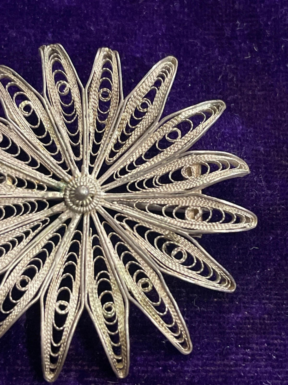 Vintage Filigree brooch