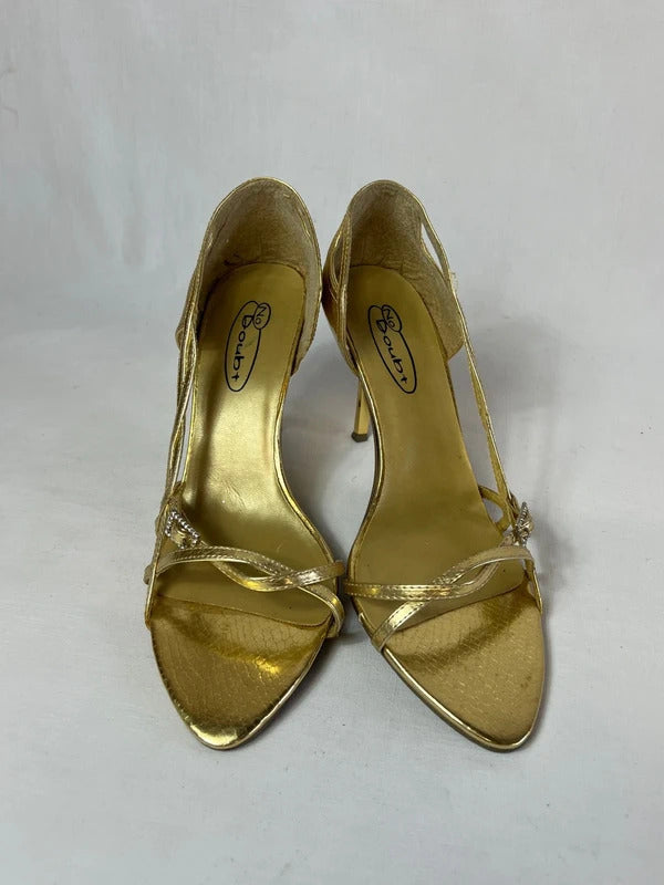 No Doubt | Size 6 | Y2K Gold Toned Strappy Heels