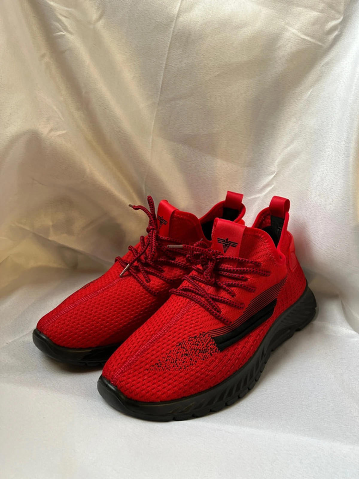 51000 | Red Trainers | Size 8