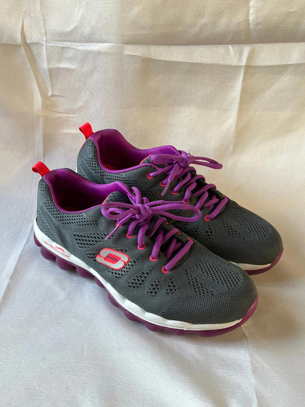Skechers Memory Foam | 7 | Very Good