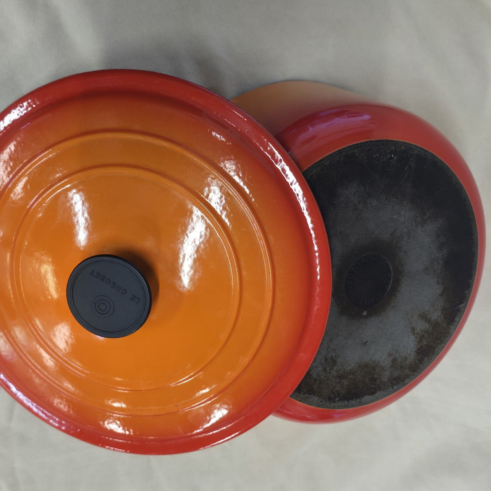 Le Creuset Dutch 11" Oven pot