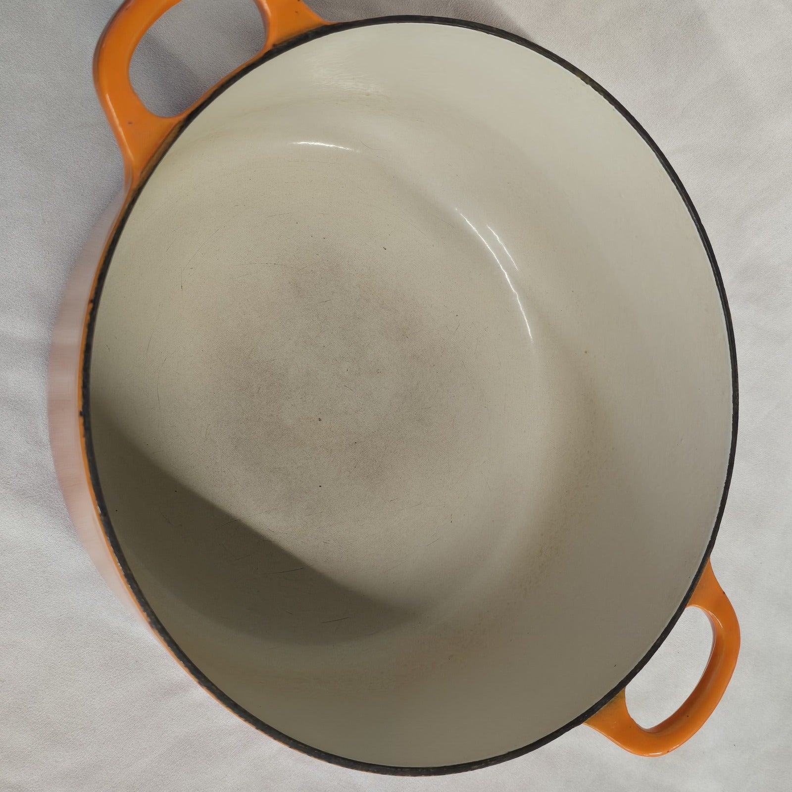 Le Creuset Dutch 11" Oven pot