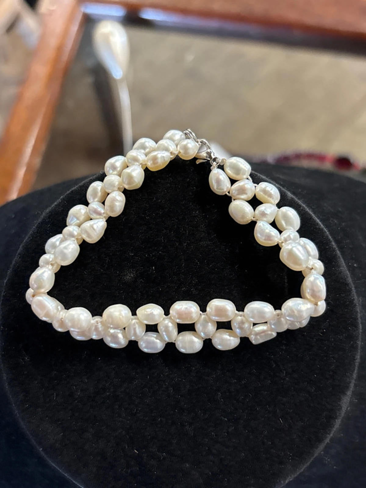 Natural pearl bracelet
