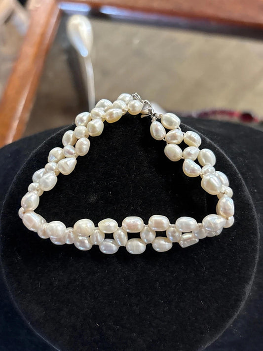 Natural pearl bracelet