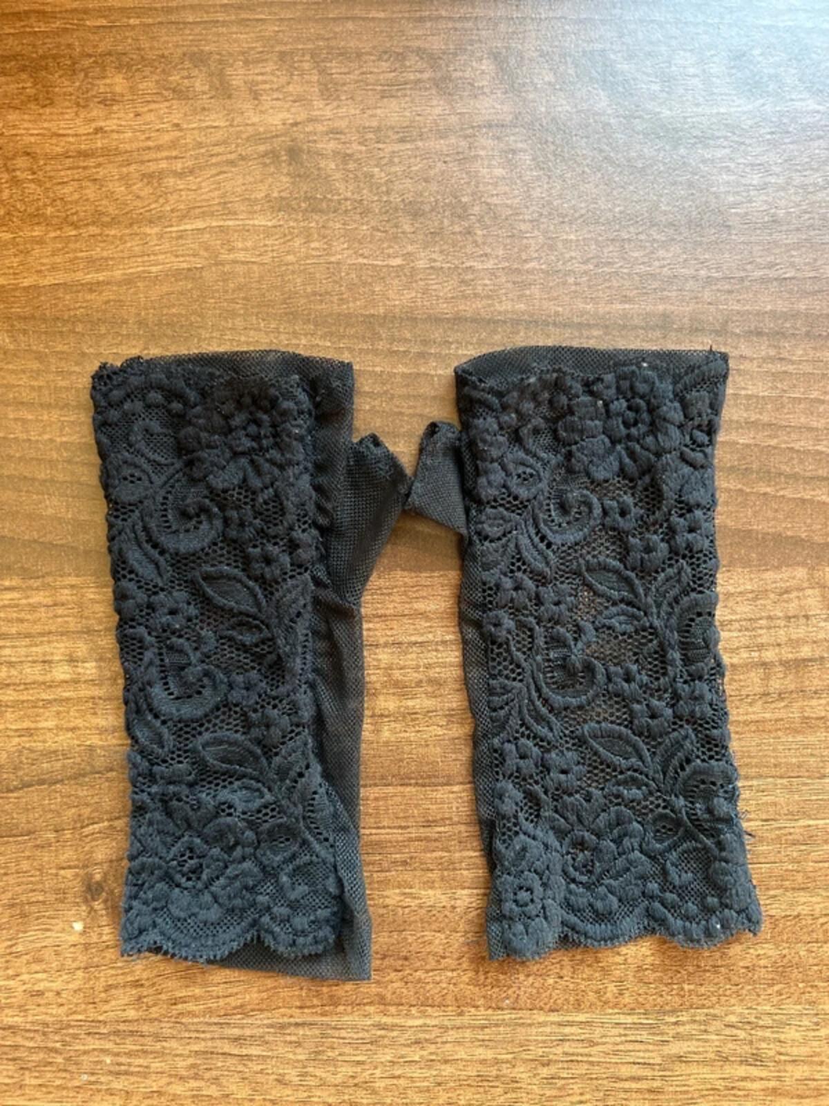 Vintage black lace gloves