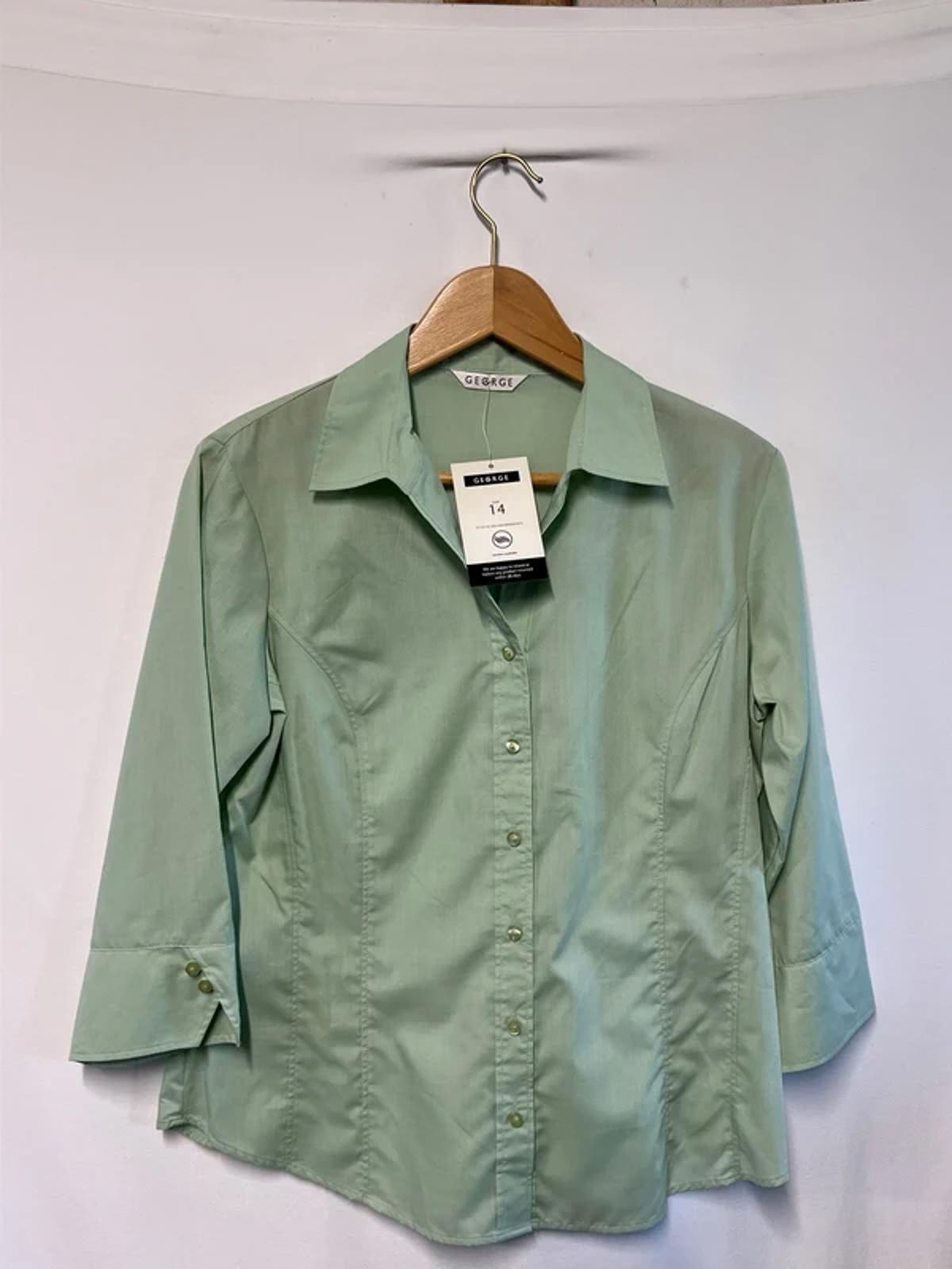 Vintage George | 14 | Mint green shirt