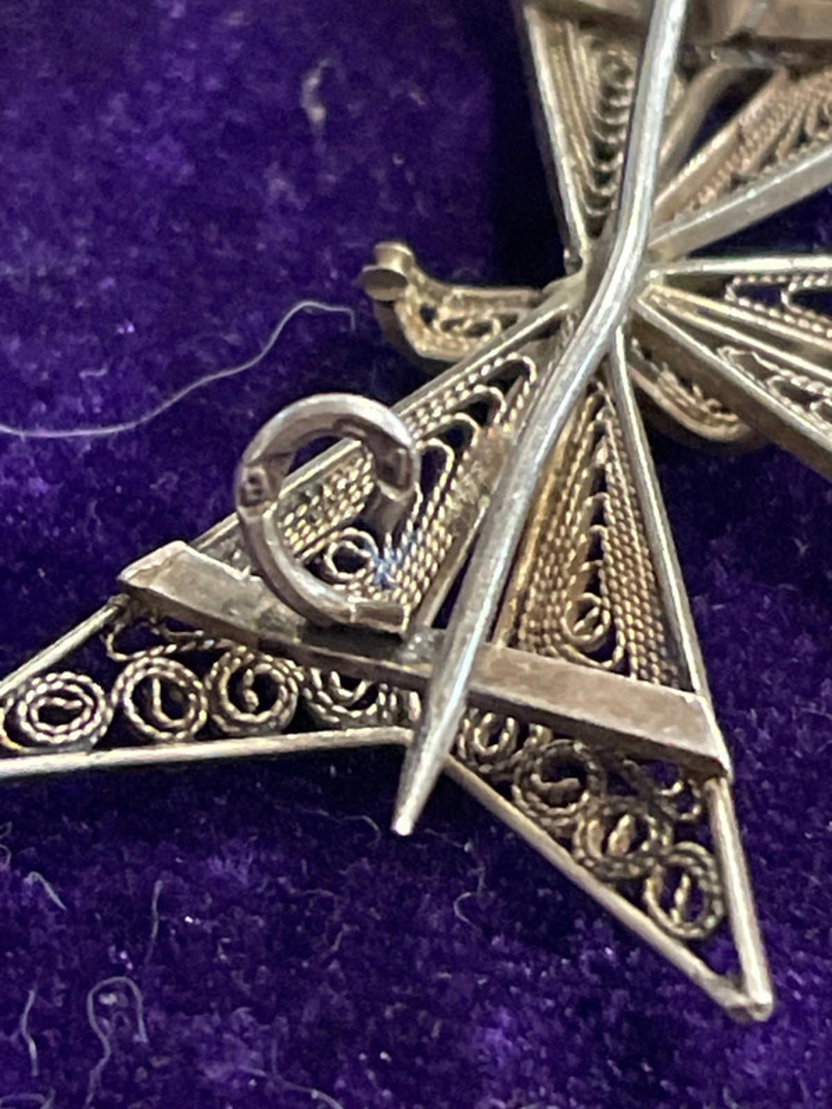 Filigree brooch