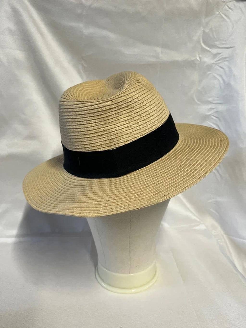 Ladies Fedora | 57cm | Like New