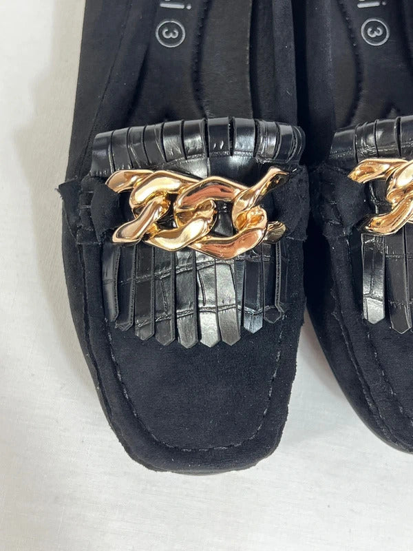 Kelsi | Size 3 | Stylish classic black loafers with gold tone details