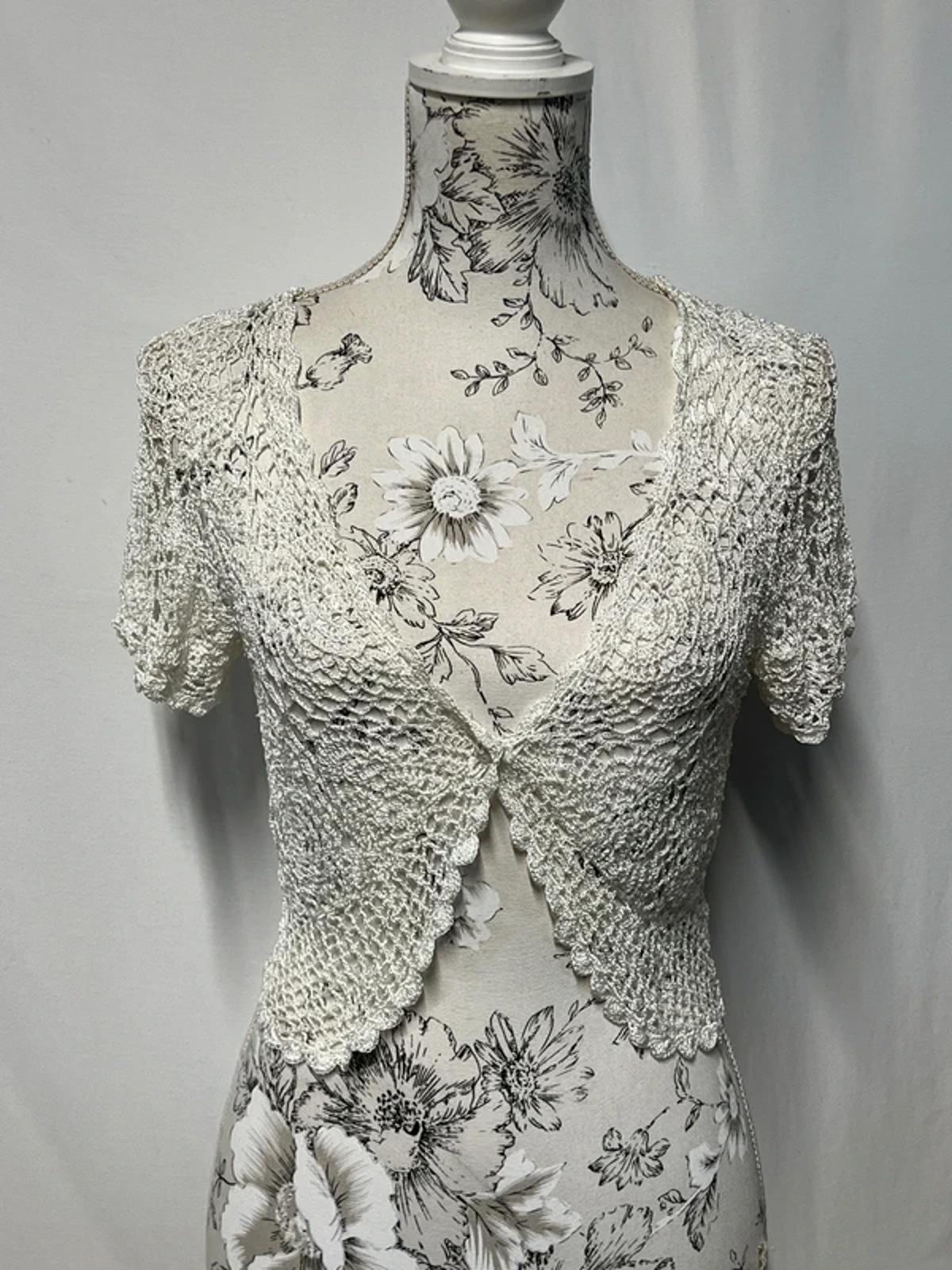 Vintage George | 12 | Cream Lace Bolero Cardigan