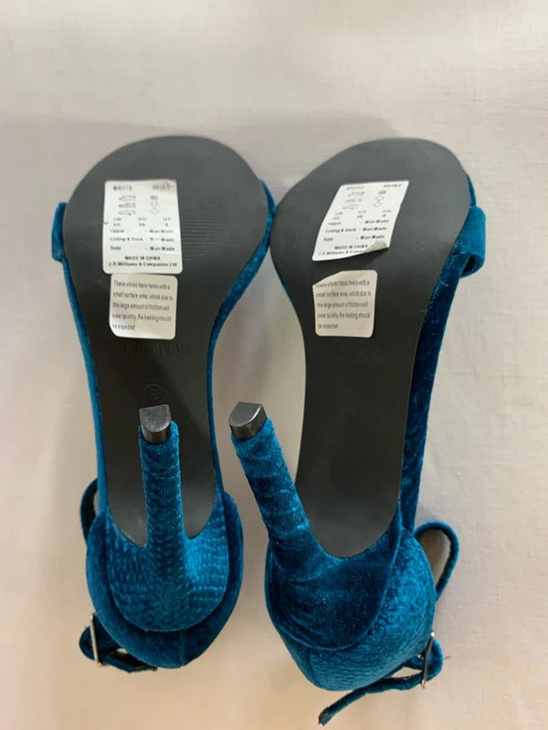 JD Williams Sole Diva | Size 6 Extra Wide |  Vibrant Teal Velvet High Heels