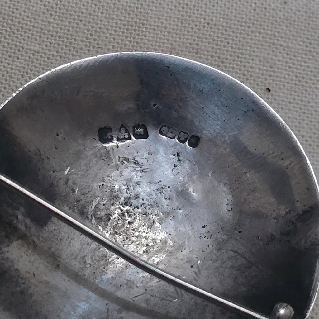 Shipton & Co vintage fully hallmarked sterling silver brooch