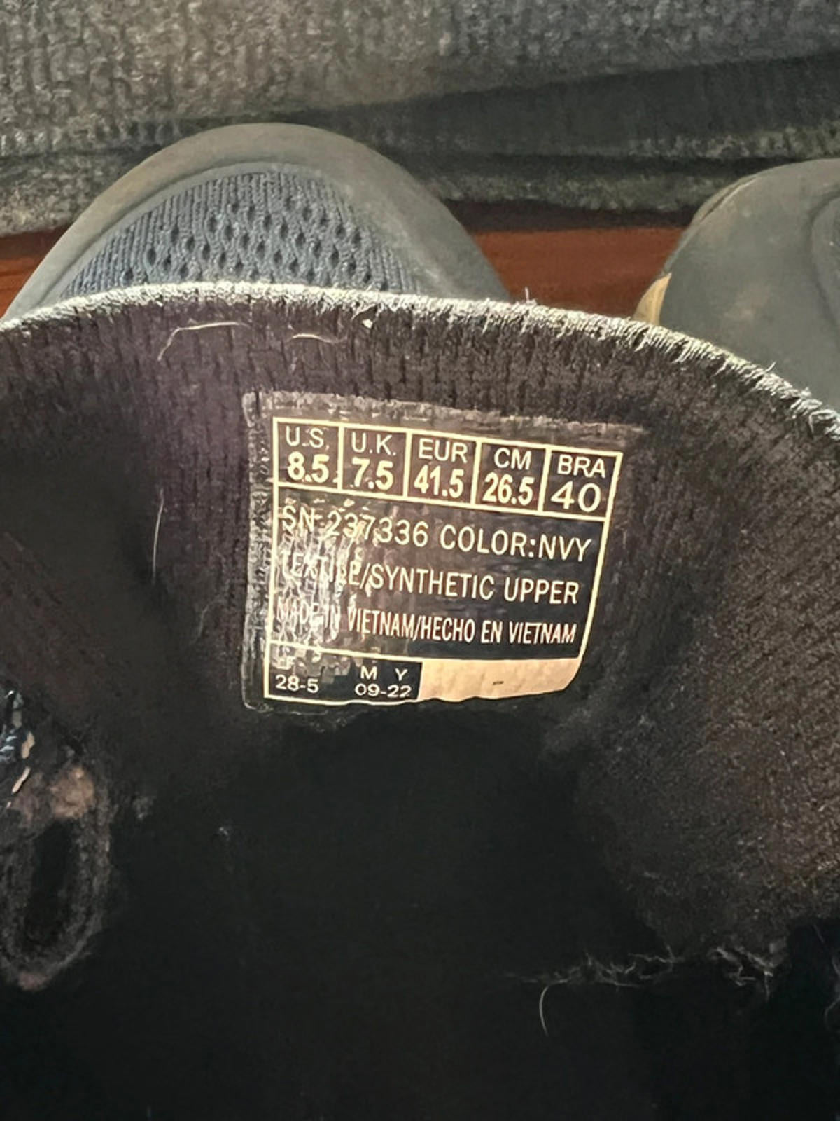 Skechers D’Lux Trail | 7.5 | Used but good