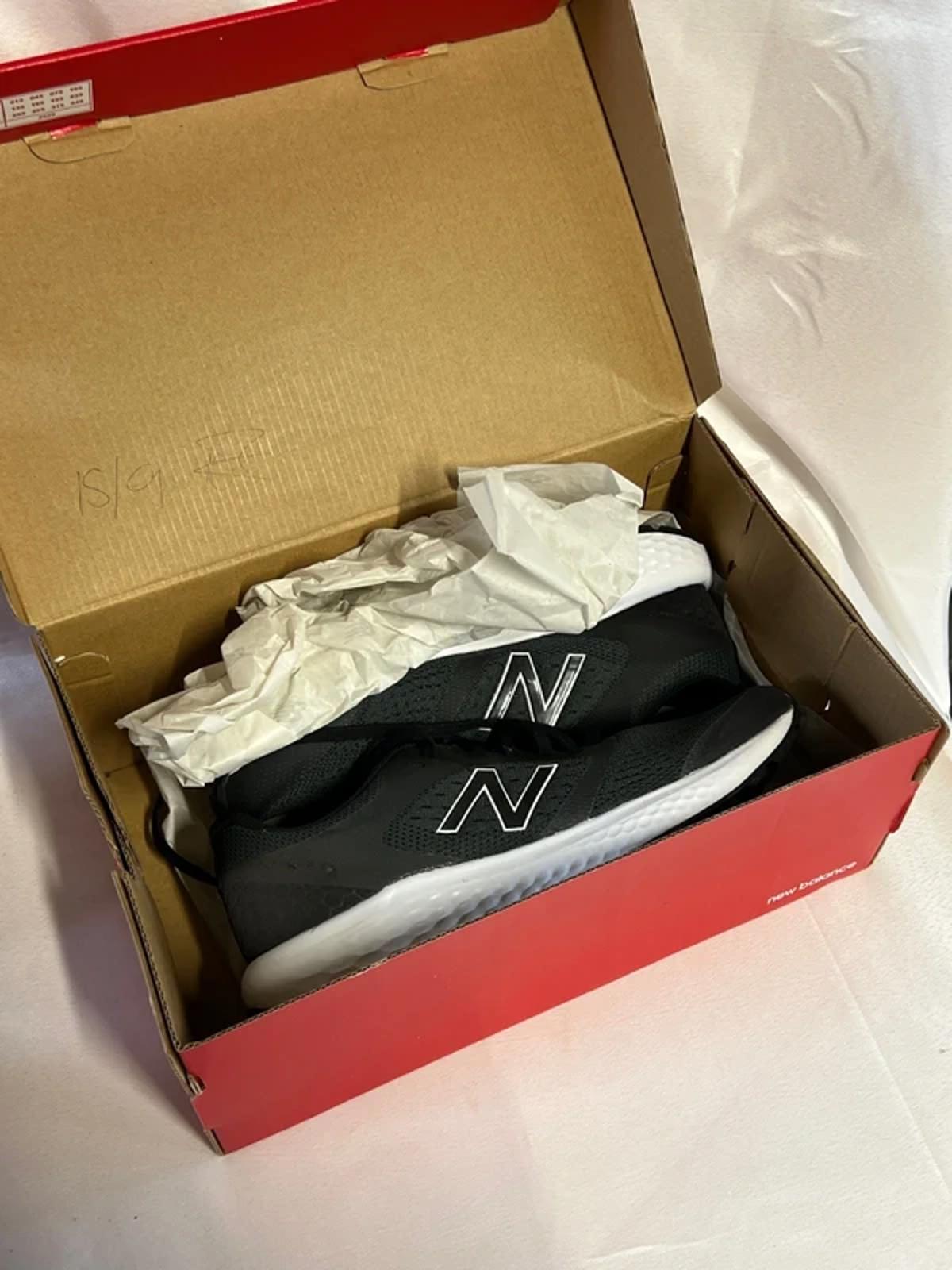 New Balance | 8 | New In Box