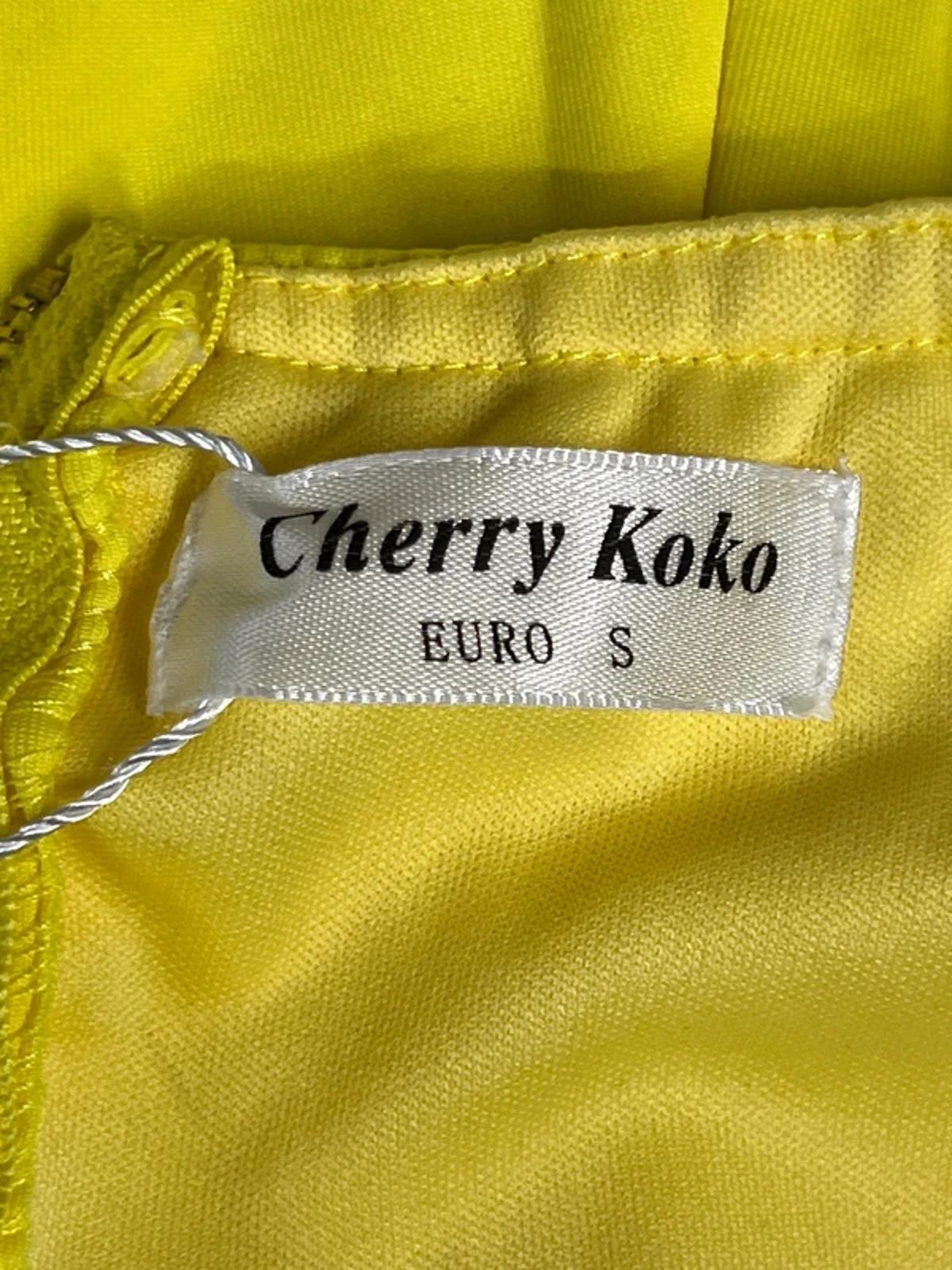 Cherry Koko | S | Lovely Yellow Cami Style Crop Top