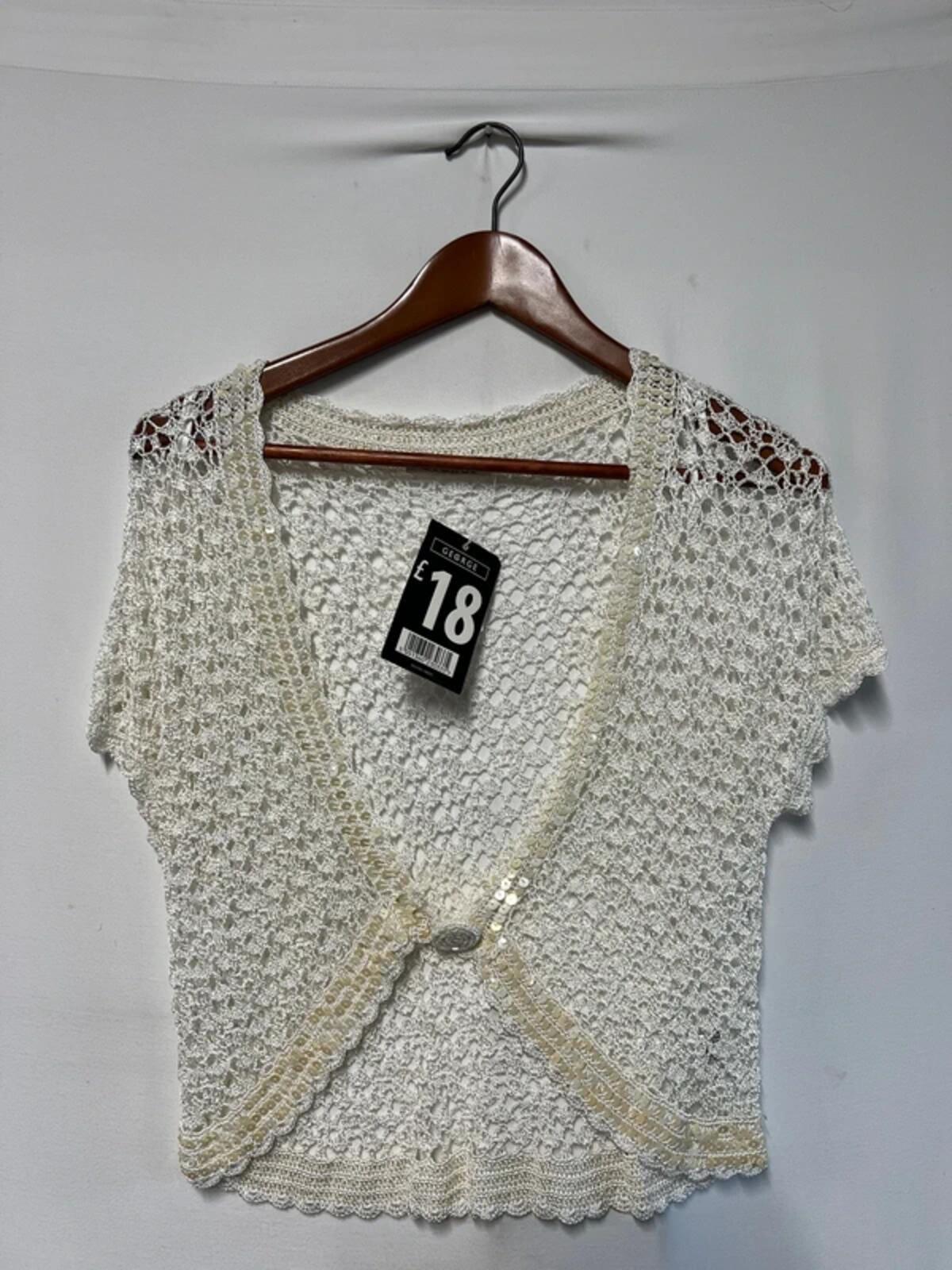 Vintage George | 14 | White cardigan with embroidered detailing