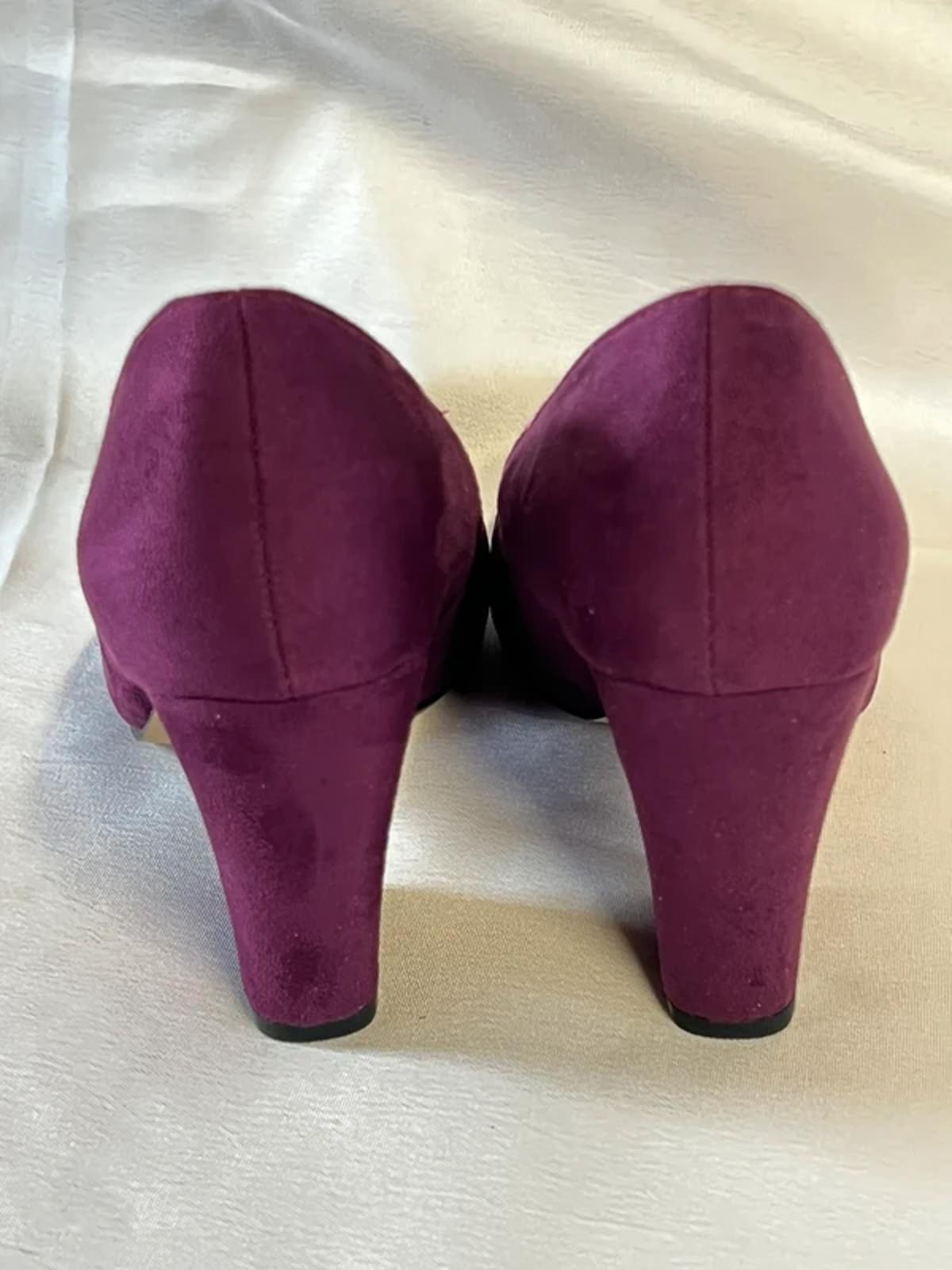 Ladies Heels | 4 | Purple/Maroon | Faux Suede