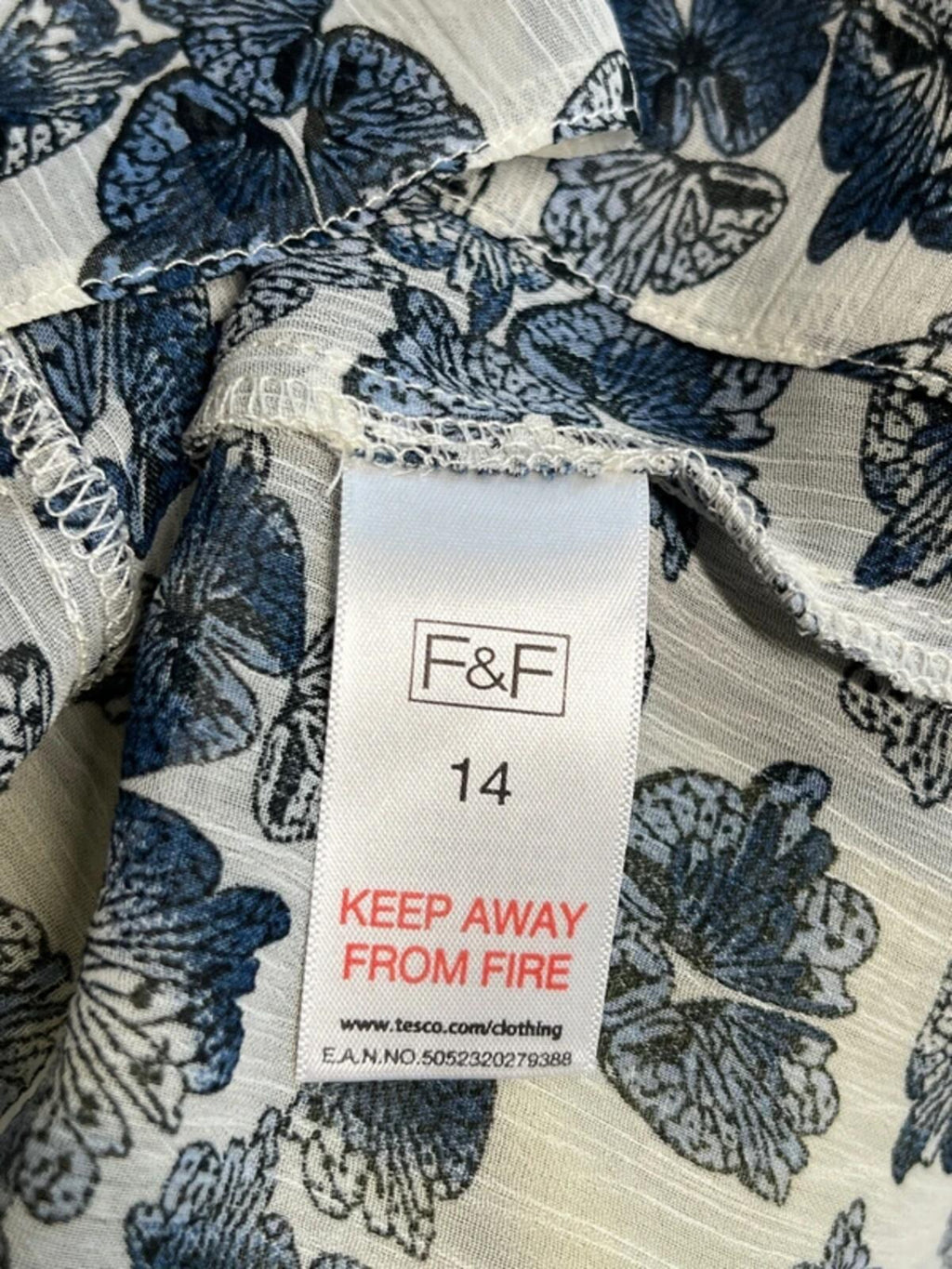 F&F | 14 | Ladies black and white floral top |