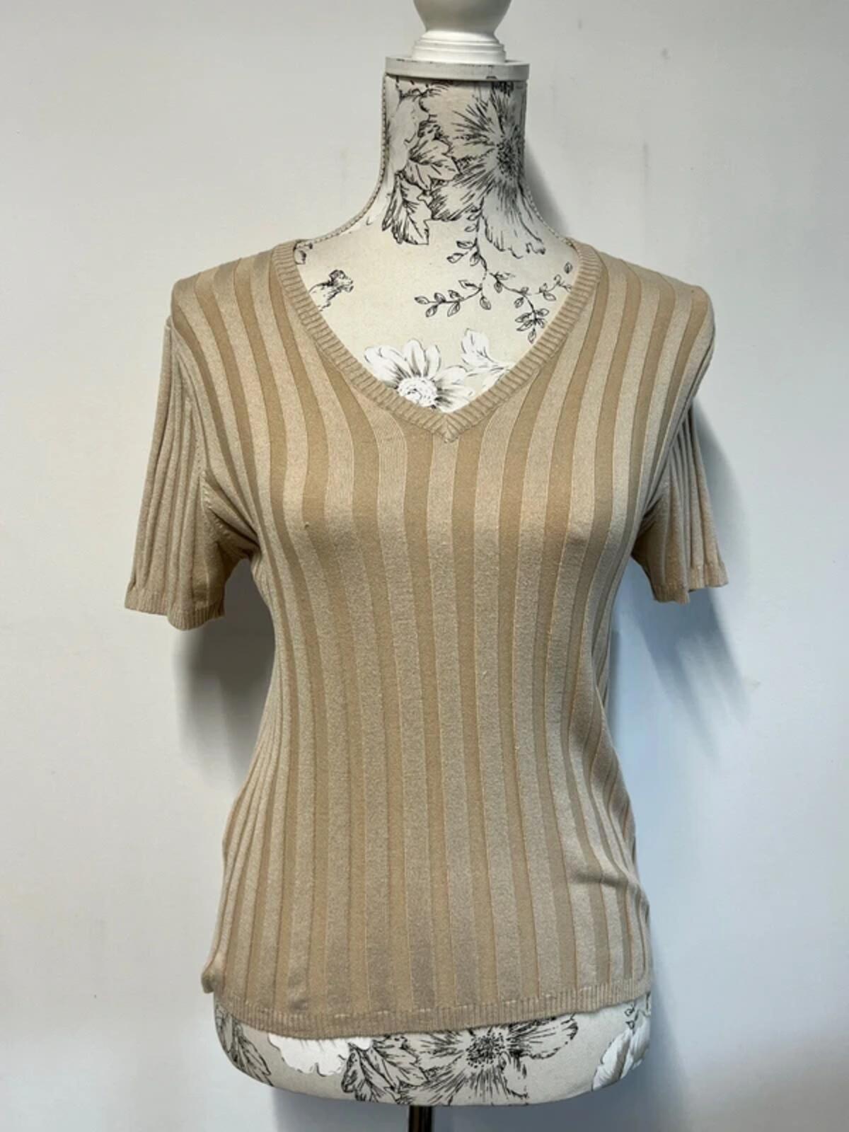 Caractère | M | Beige ribbed t-shirt | Silk/Elastane blend