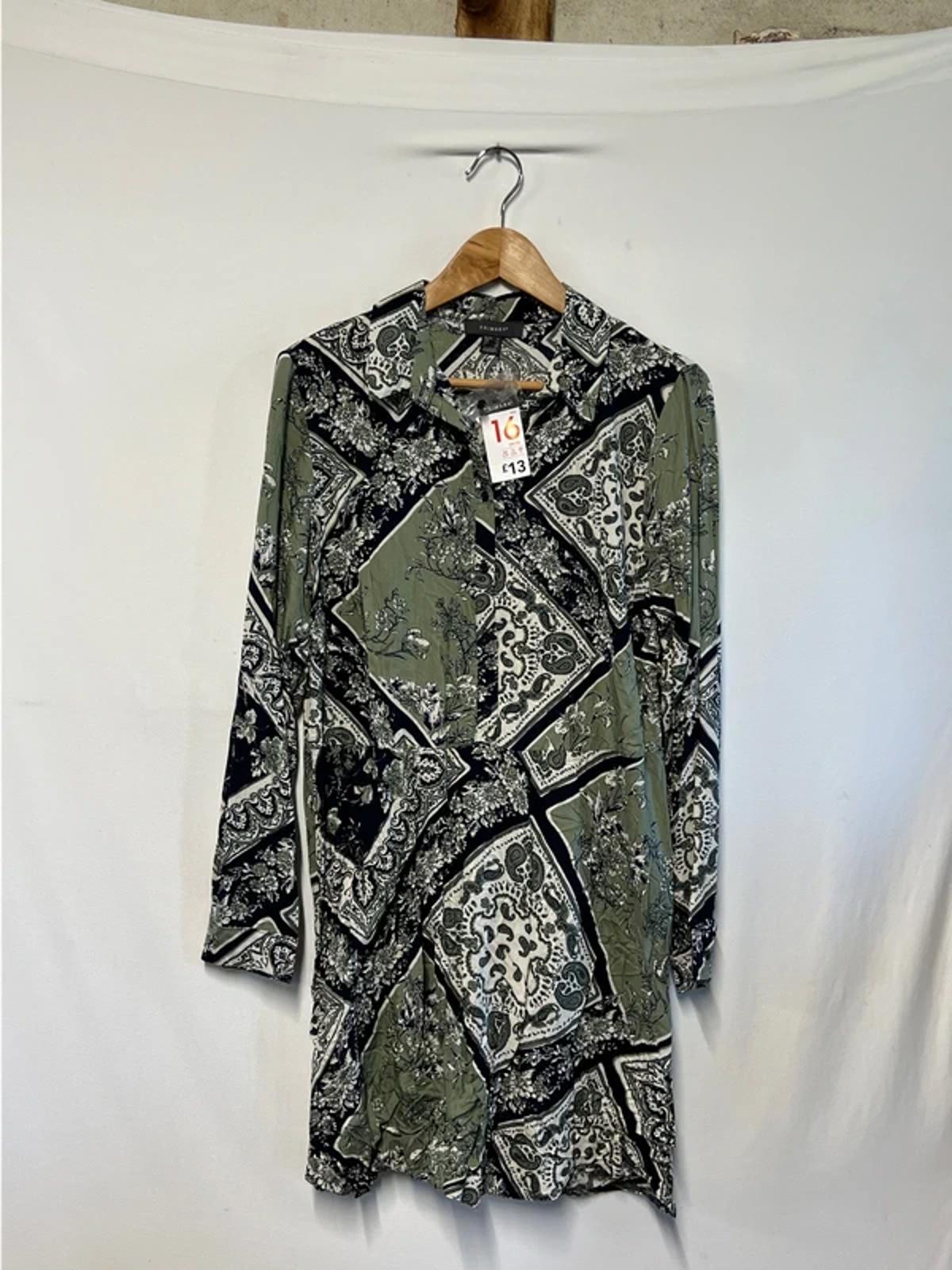 Primark | 16 | Green And Navy Paisley