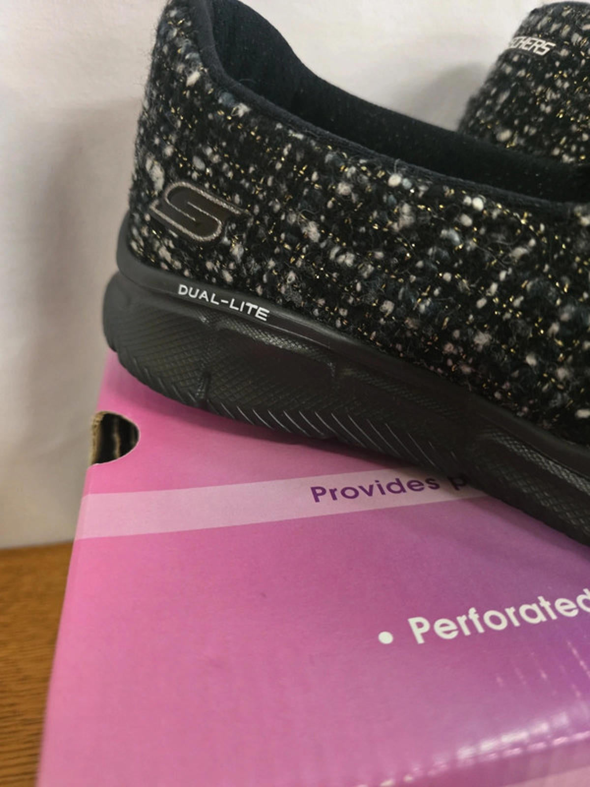 Brand new Sketchers her Sketchers equalizer mesmerised shoe size 7 black