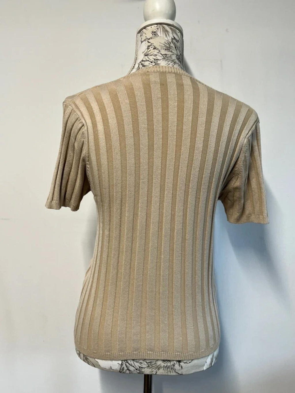 Caractère | M | Beige ribbed t-shirt | Silk/Elastane blend