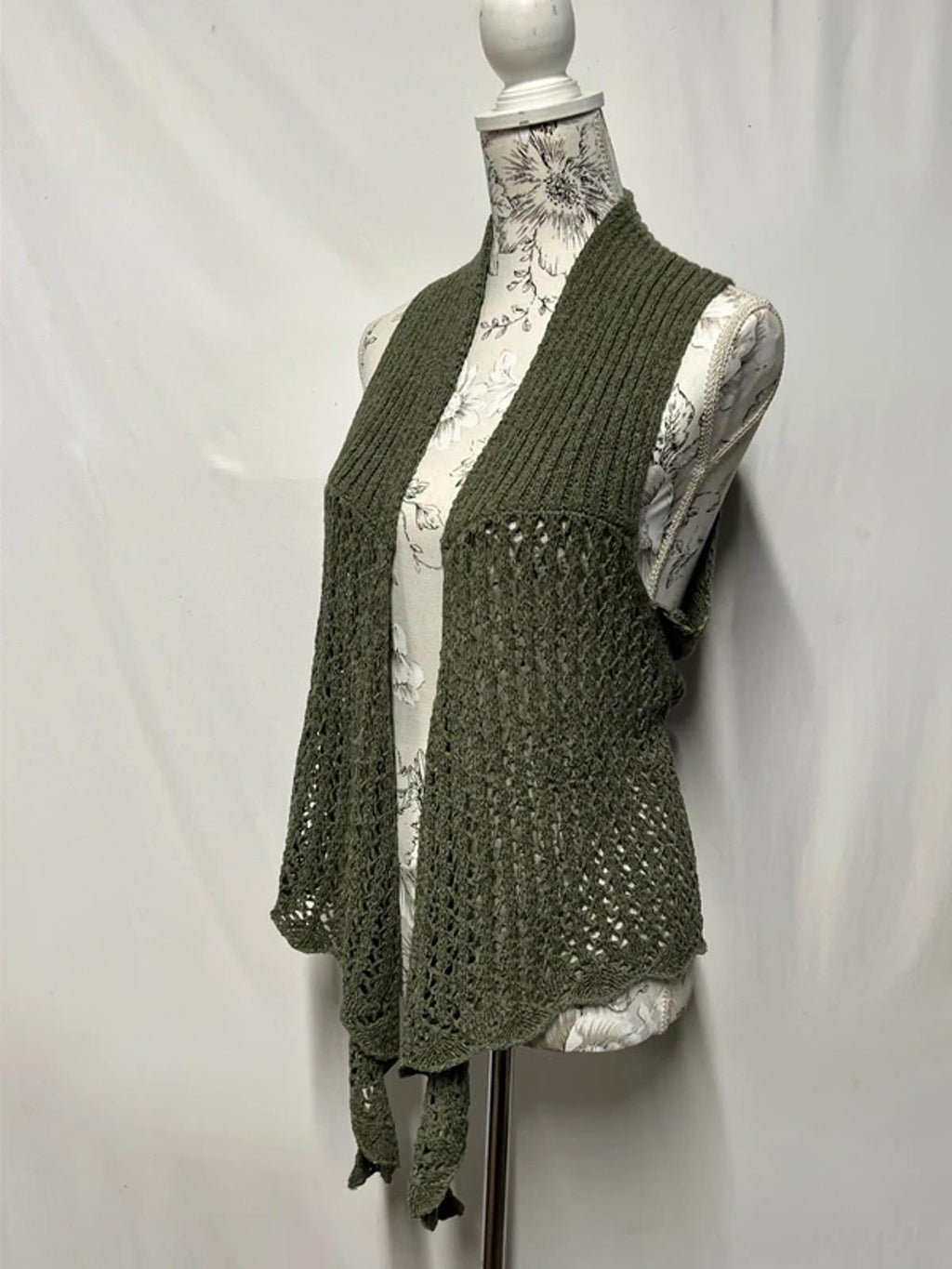 Vanilla Sands | 12 | Khaki Gilet/Cardi
