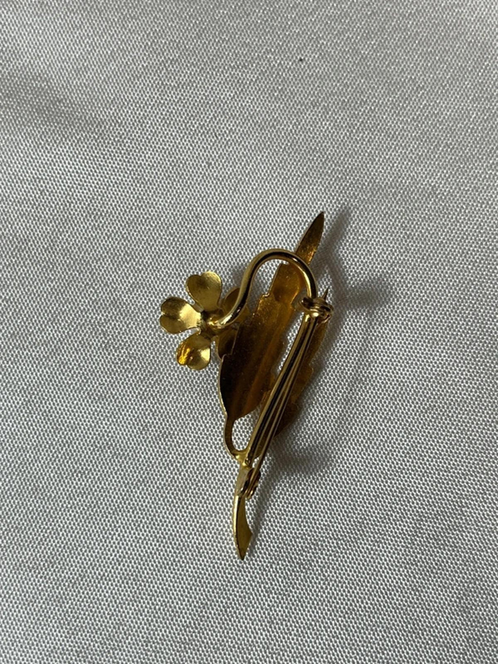 Vintage Damascene Brooch | Faux Pearl