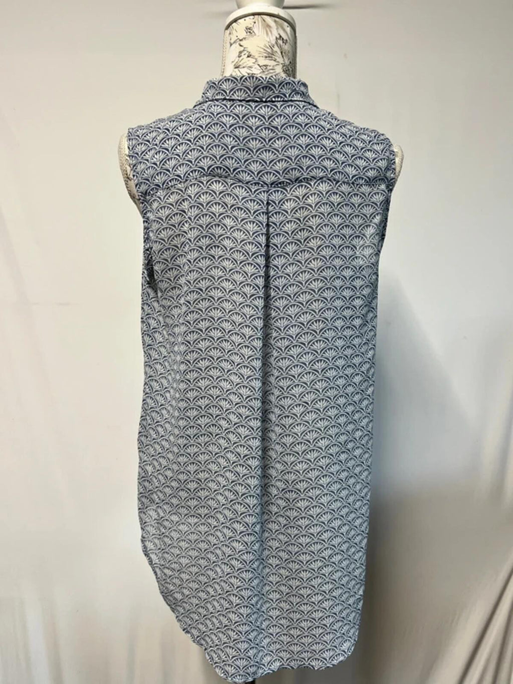 H&M | 16 | Blue Vest Top | Polyester