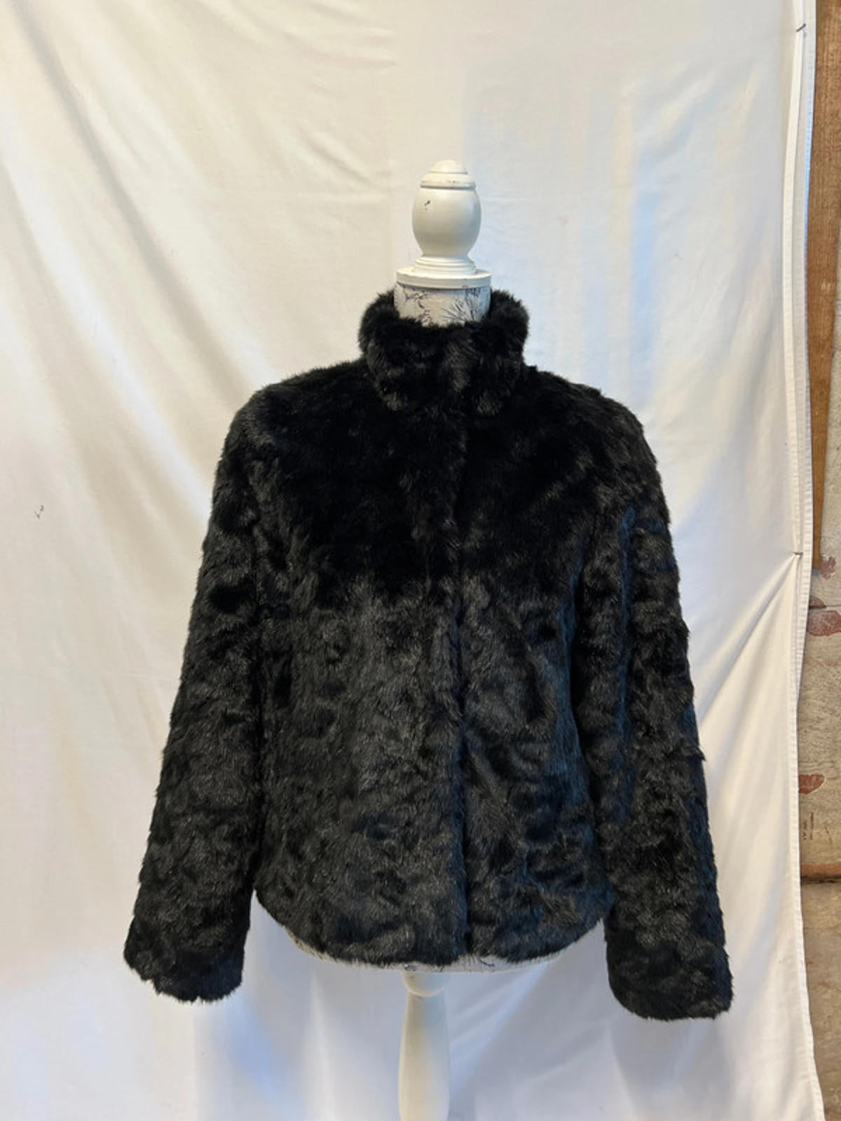 Oasis | Faux Fur Jacket | M | Polyester