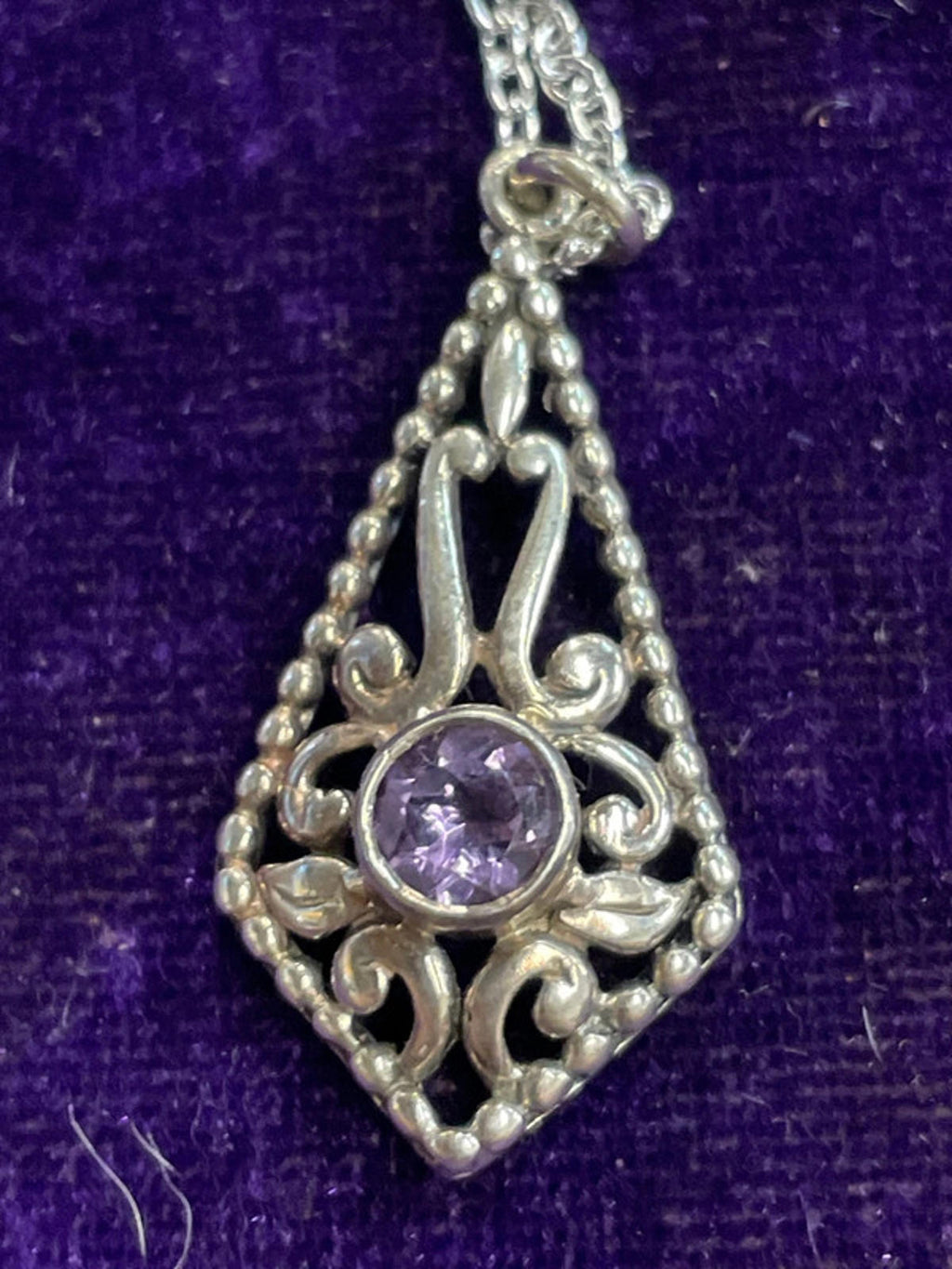 Silver Chain Necklace | Amethyst Stone Pendant