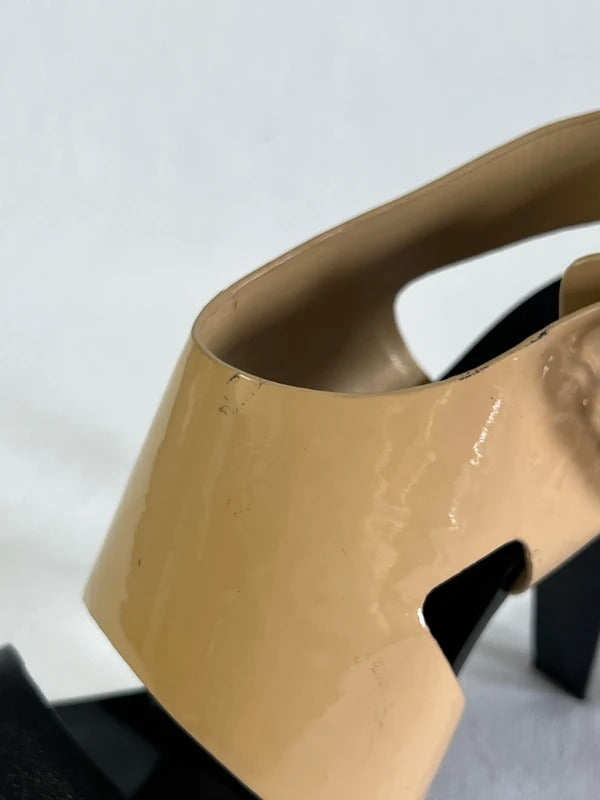 Michael Kors | Size 3 | Essential Black and Beige Heels