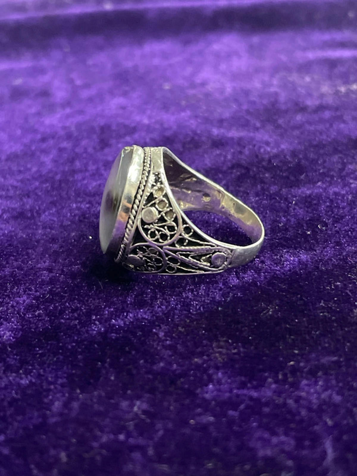 Silver and Chalcedony ring