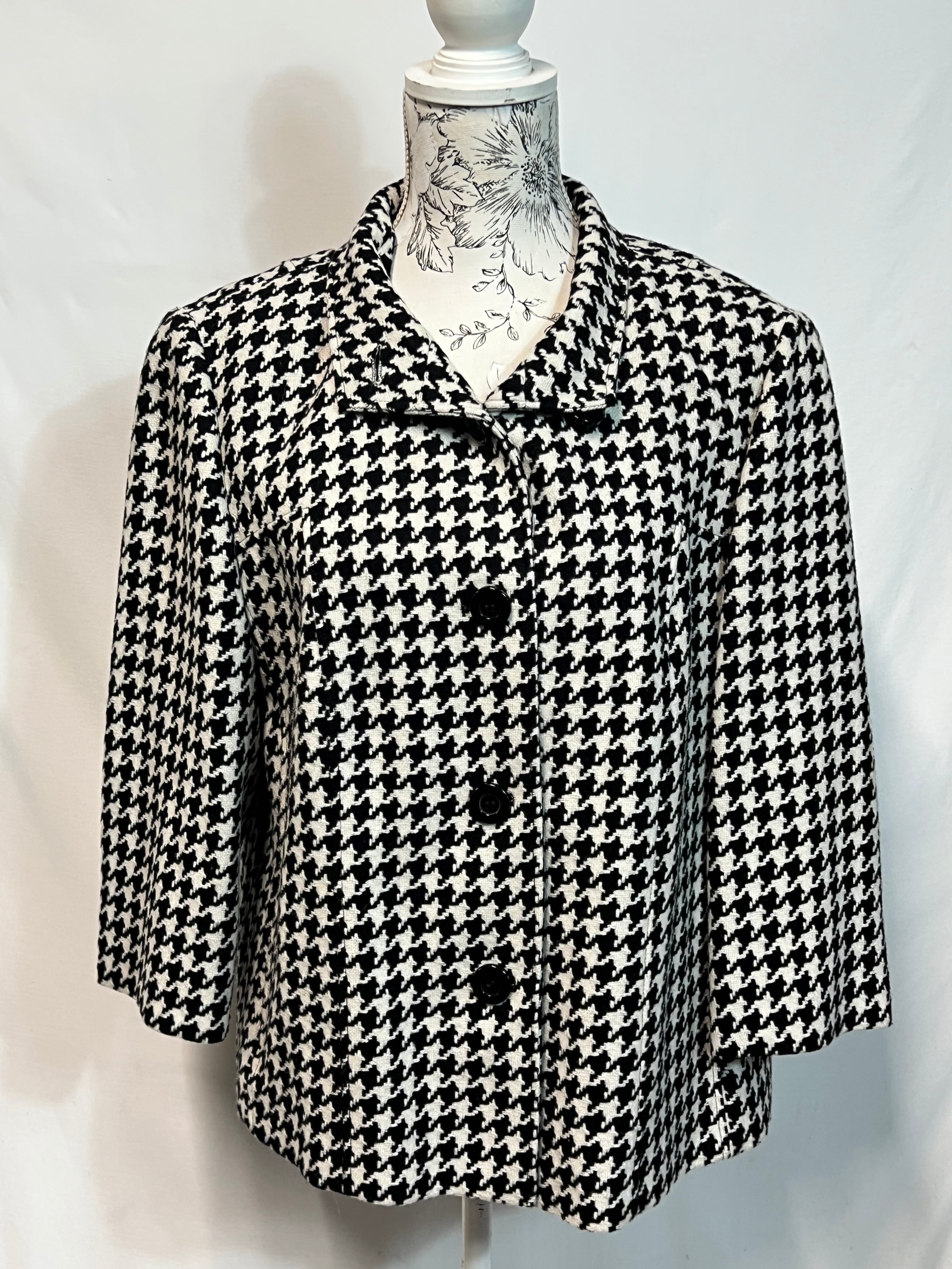 Gerry Weber | Size 8 | Dog Tooth Coat | Good Condition