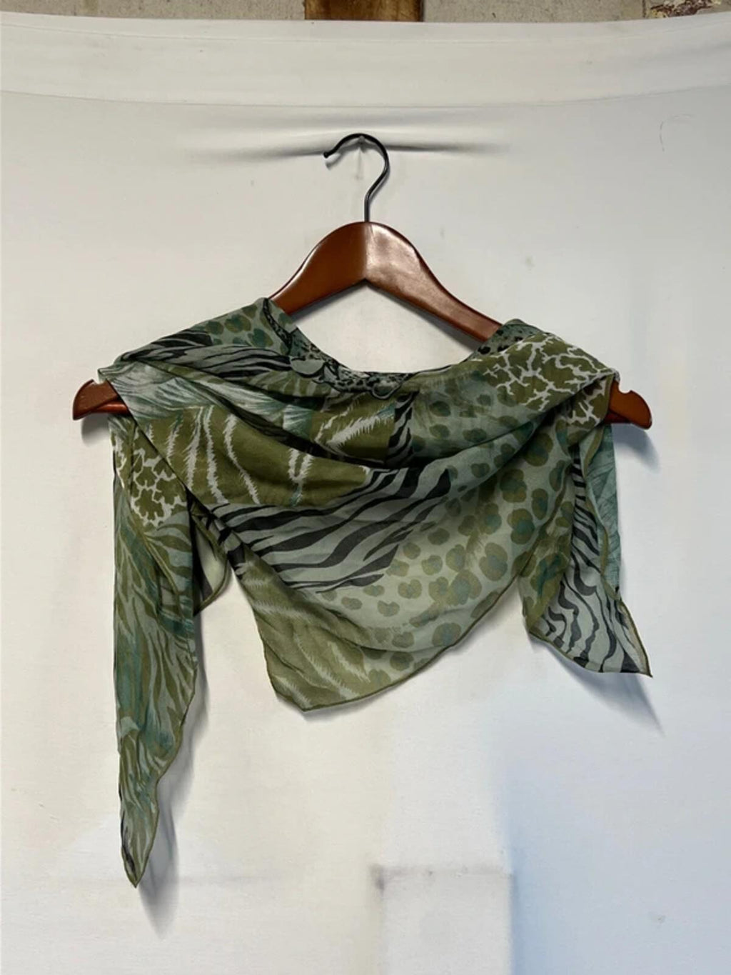 Ladies Vintage Style Scarf | Jaguar/Leopard themed