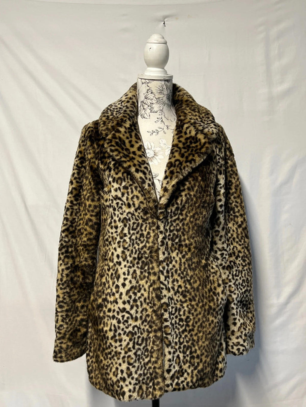 New Look | 14 | Leopard Print Faux Fur | Acrylic/Polyester