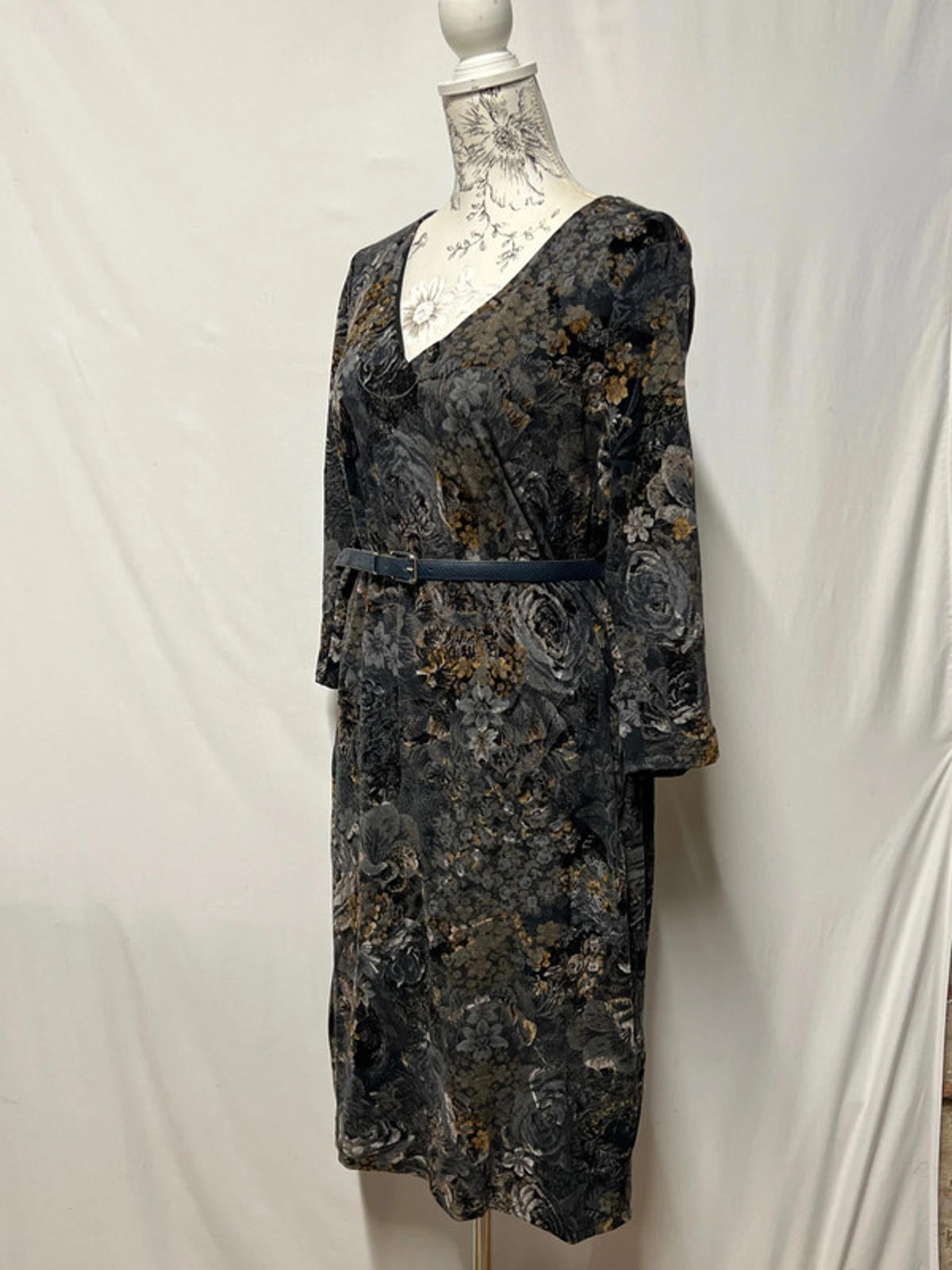 Laura Ashley | Size 14 | Grey Floral Dress